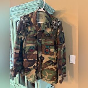 Vintage US Air Force Patches Cold Weather Coat Men Medium Field Green Jacket M65